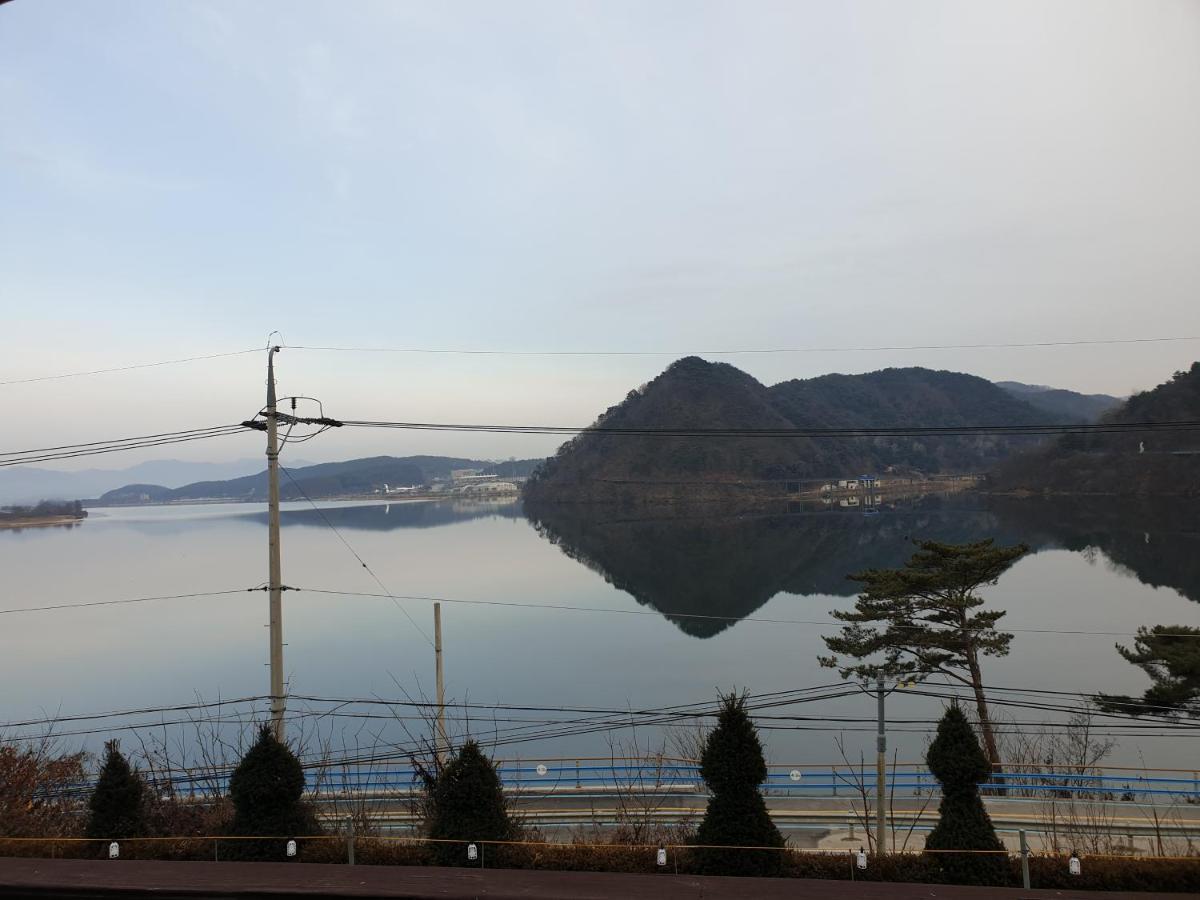 Lahoya Pension Chuncheon Exterior foto